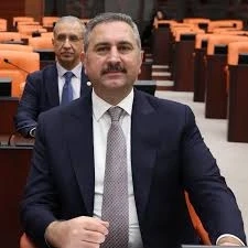 AK Parti Grup Başkanvekili Abdülhamit Gül’den Barış Mesajı: “Türkiye, Her Zaman Mazlumların Yanında”