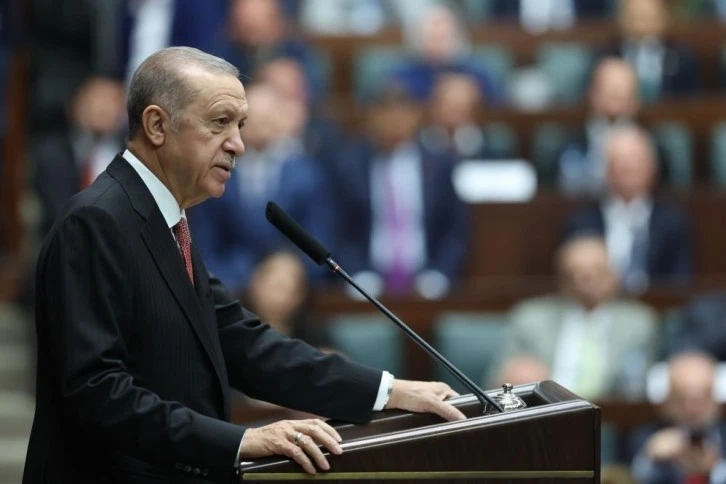 Cumhurbaşkanı Erdoğan: “En uygun olan vakitte karadan da teröristlerin tepesine bineceğiz