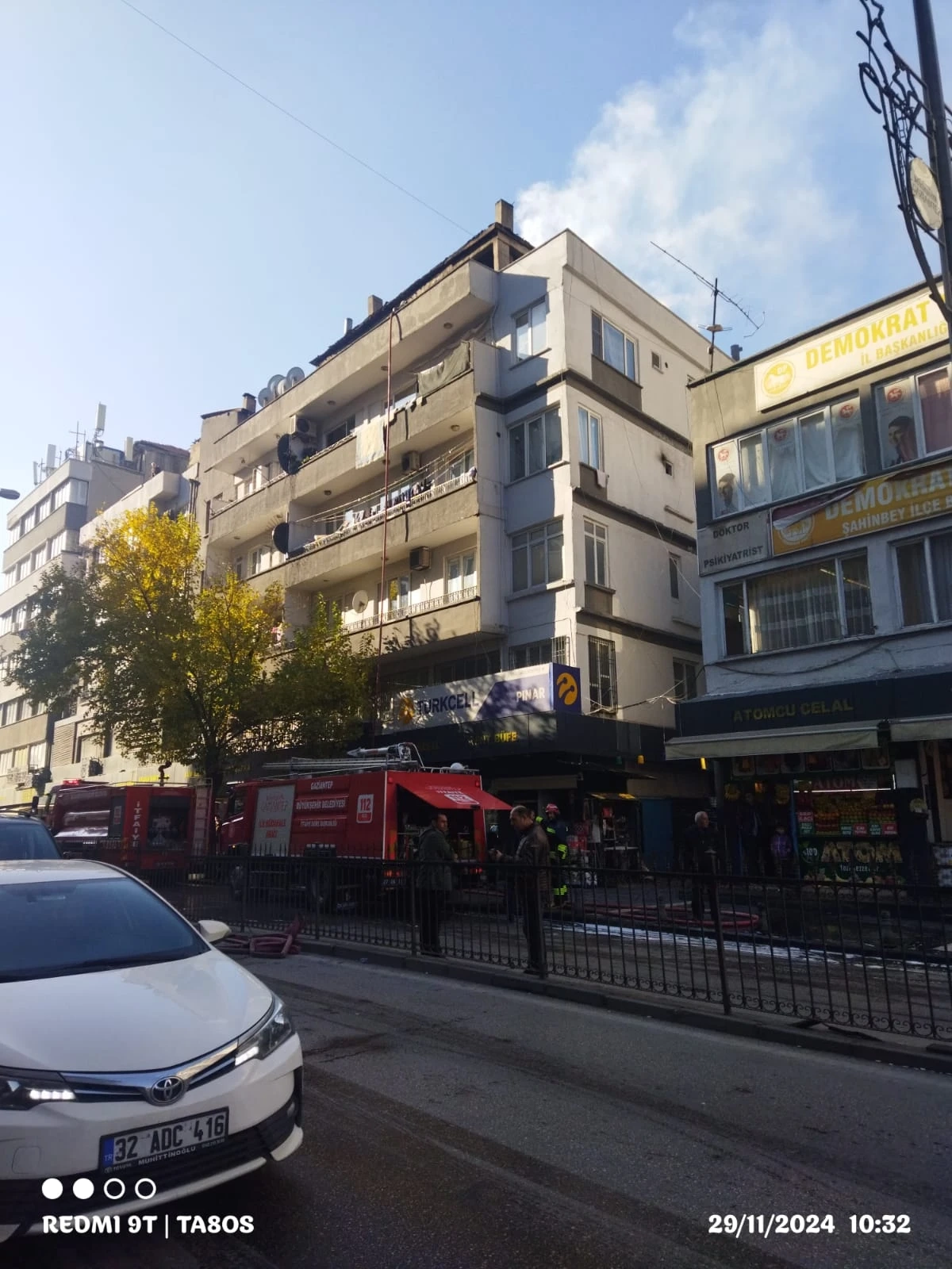 Gaziantep Hürriyet Caddesi’nde Yangın Paniği