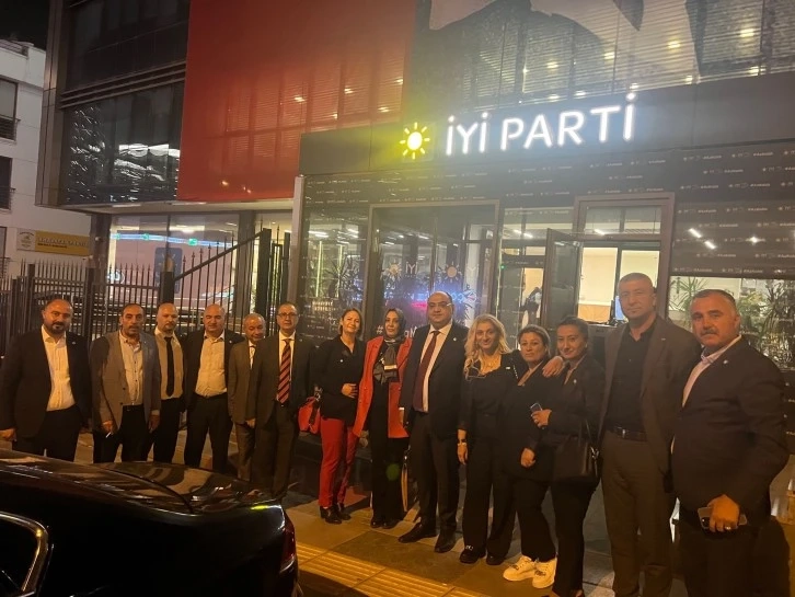 İYİ Parti Gaziantep’te istifa depremi.