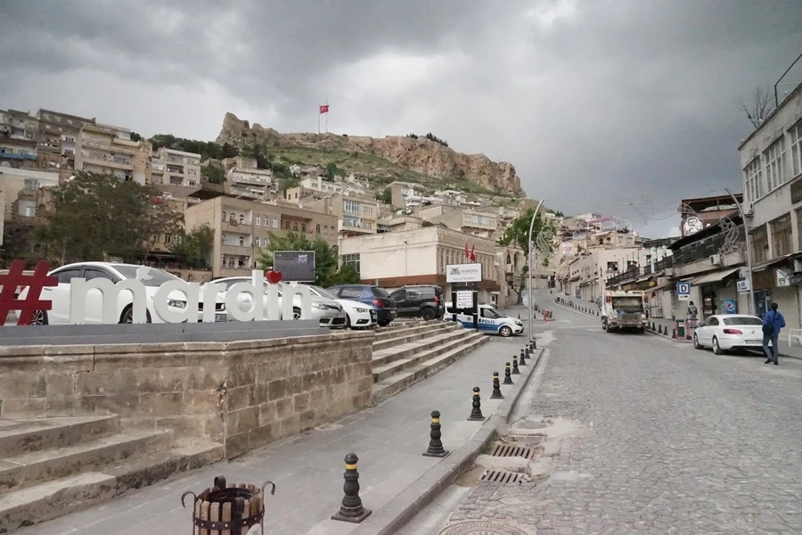 Mardin’de STK ve Esnaflardan “Ana Cadde yayalaştırılsın” çağrısı