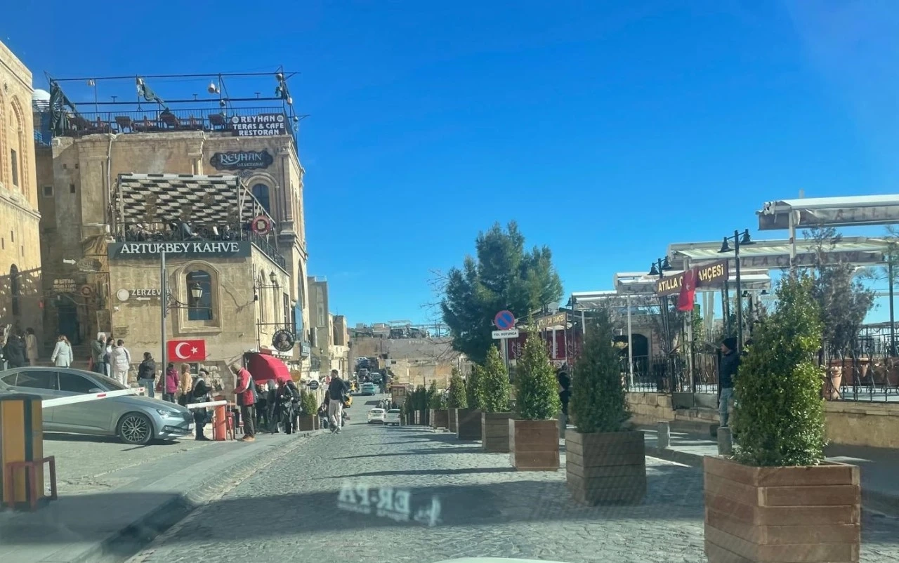 Mardin'de Tarihi Cadde Nefes Aldı