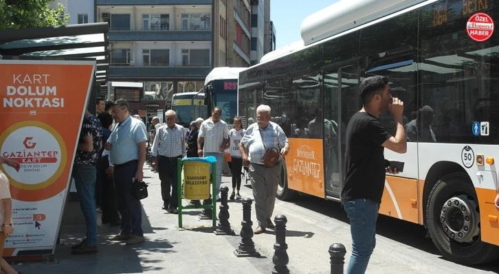 OTOBÜSLER KALABALIK, VATANDAŞ GERGİN