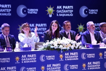 AK Parti Gaziantep İl Danışma Meclisi yapıldı. “Dünya barışının anahtarı Türkiye Yüzyılıdır.”