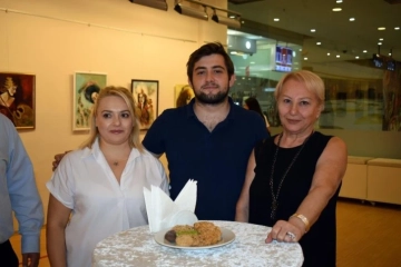 Ergül’ün Sanko Sanat Galerisi’nde açtığı sergi devam ediyor