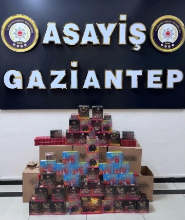 Gaziantep'te İzinsiz Havai Fişek Satışı Operasyonu: 24 Kişi Yakalandı