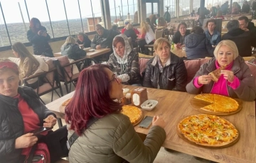 İzla Pizzeria  sezona hızlı başladı