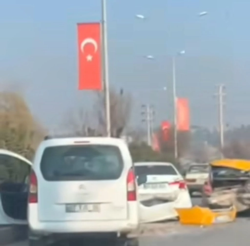 Seyrantepe-Taşlıca Yolu'nda zincirleme kaza